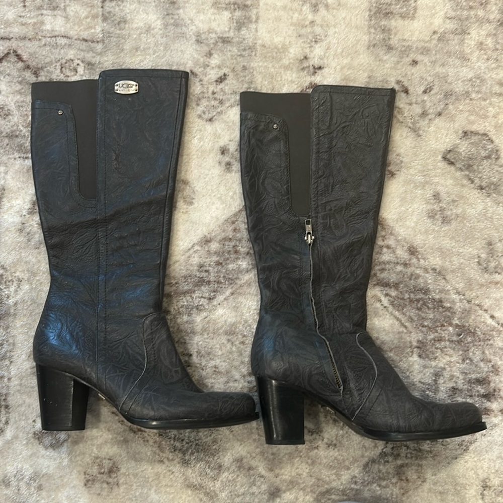 Vintage Ugg boots